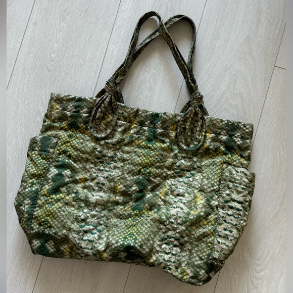 Marc Jacobs Workwear Snakeskin Tote - Picture 7 of 9